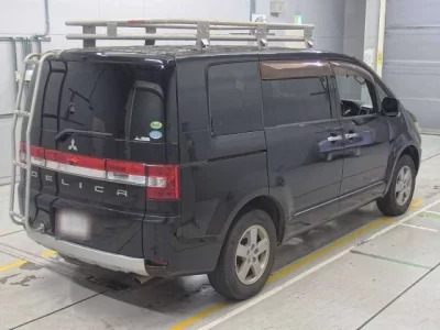 Mitsubishi DELICA D5  с аукциона в Японии