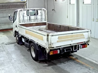 Hino DUTRO  с аукциона в Японии