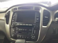 Toyota KLUGER лот № 90431 оценка RA  с аукциона в Японии 9