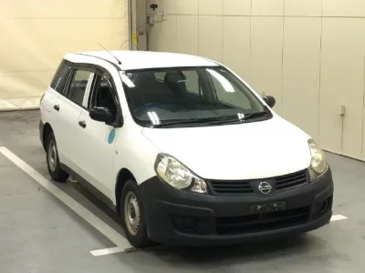 Nissan AD  с аукциона в Японии