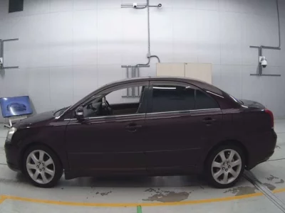 Toyota AVENSIS SEDAN
