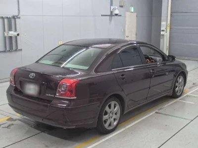 Toyota AVENSIS SEDAN