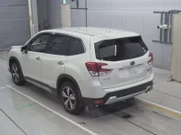 Subaru FORESTER лот № 36400 оценка 4.5  с аукциона в Японии 5