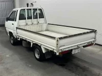 Toyota TOWN ACE TRUCK лот № 70070 оценка 4  с аукциона в Японии 1