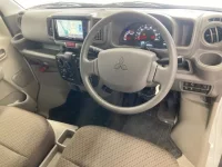 Mitsubishi MINICAB VAN лот № 3195 оценка 3.5  с аукциона в Японии 2