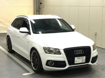 Audi Q5  с аукциона в Японии