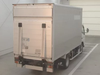 Mitsubishi CANTER  с аукциона в Японии