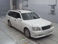 Toyota CROWN ESTATE лот № 90468 оценка 4  с аукциона в Японии 4