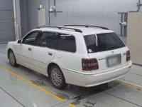 Toyota CROWN ESTATE лот № 90468 оценка 4  с аукциона в Японии 5