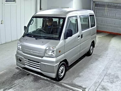 Mitsubishi MINICAB VAN