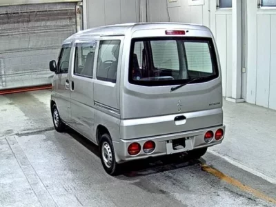 Mitsubishi MINICAB VAN