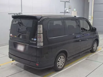 Honda STEP WAGON  с аукциона в Японии