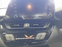 Toyota C-HR лот № 30297 оценка 4  с аукциона в Японии 9