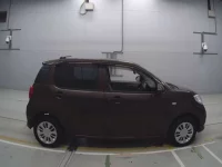 Toyota PASSO лот № 30300 оценка 3.5  с аукциона в Японии 2