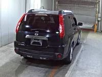 Nissan X-TRAIL лот № 5076 оценка 3.5  с аукциона в Японии 4