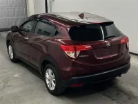 Honda VEZEL лот № 70092 оценка 3.5  с аукциона в Японии 1