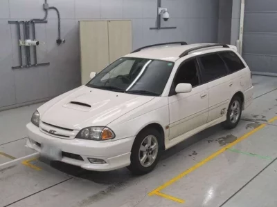 Toyota CALDINA  с аукциона в Японии