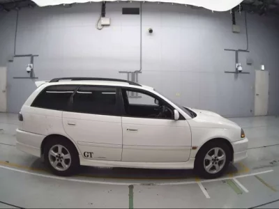 Toyota CALDINA  с аукциона в Японии