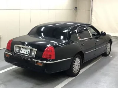 Ford LINCOLN TOWNCAR