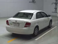 Toyota COROLLA AXIO лот № 30327 оценка 3  с аукциона в Японии 1