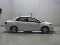 Toyota COROLLA AXIO лот № 30327 оценка 3  с аукциона в Японии 2