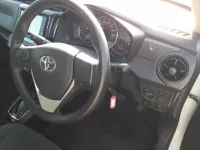Toyota COROLLA AXIO лот № 30325 оценка 3.5  с аукциона в Японии 6