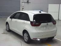 Honda FIT лот № 30326 оценка 4  с аукциона в Японии 5