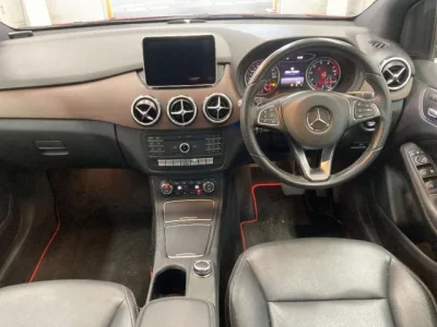 Mercedes-Benz B CLASS
