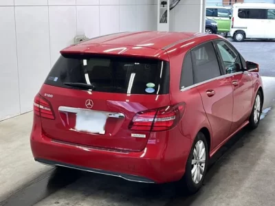 Mercedes-Benz B CLASS