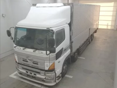 Hino TRUCK