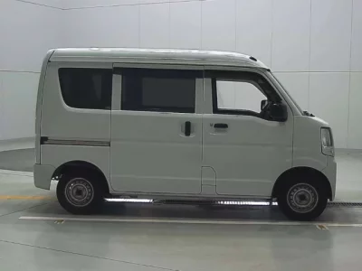 Nissan CLIPPER VAN  с аукциона в Японии