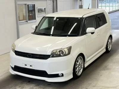 Toyota COROLLA RUMION