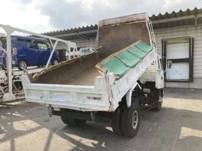 Isuzu FORWARD  с аукциона в Японии