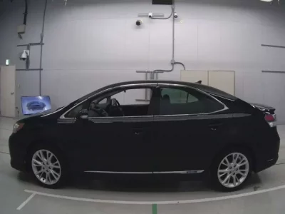 Lexus HS