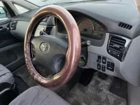 Toyota IPSUM лот № 70118 оценка 3.5  с аукциона в Японии 2