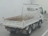 Hino DUTRO лот № 7064 оценка 4  с аукциона в Японии 1