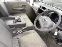 Mazda BONGO лот № 408 оценка 3  с аукциона в Японии 2