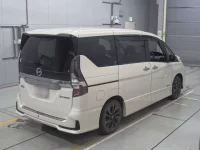 Nissan SERENA лот № 30353 оценка 4.5  с аукциона в Японии 1