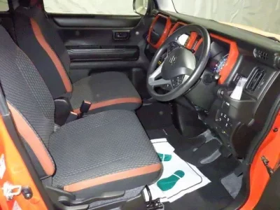 Suzuki HUSTLER  с аукциона в Японии