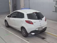 Mazda DEMIO лот № 30358 оценка R  с аукциона в Японии 5