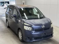 Toyota VOXY лот № 3302 оценка 3.5  с аукциона в Японии 3