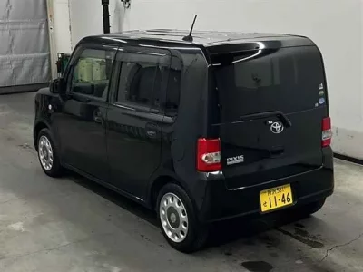 Toyota PIXIS SPACE