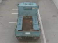 Hino DUTRO лот № 2016 оценка RA  с аукциона в Японии 2