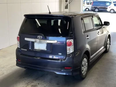 Toyota COROLLA RUMION