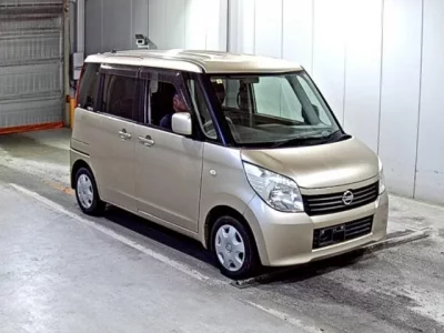 Nissan ROOX  с аукциона в Японии