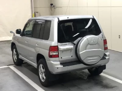 Mitsubishi PAJERO IO