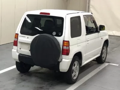 Mitsubishi PAJERO MINI