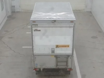 Isuzu ELF  с аукциона в Японии