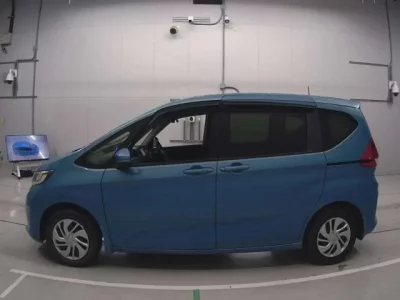 Honda FREED  с аукциона в Японии