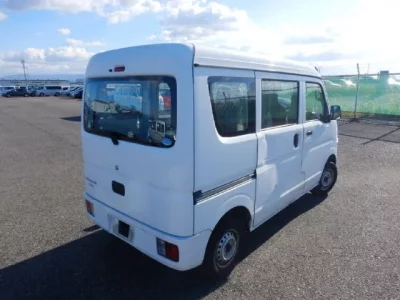 Mitsubishi MINICAB VAN